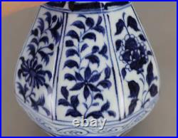11.1 Chinese Ceramics Blue White Porcelain Flower Octagonal Bottle Vase Flask