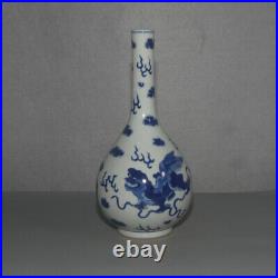 11.4 Old China Porcelain qing dynasty kangxi mark Blue white lion Vase