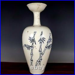 12.5 china old Porcelain song dynasty ding Kiln Blue and white deer vase