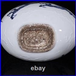 12 Old Antique Porcelain ming dynasty xuande mark A pair Blue white dragon Vase