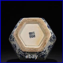 13 Qing dynasty qianlong mark Porcelain Blue white flower peach Hexagon Vase