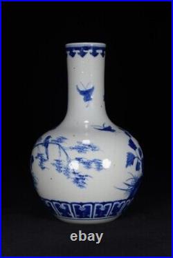 9.1Antique dynasty Porcelain kangxi mark Blue white Butterfly flowers bird vase