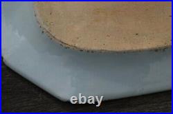 A antique Chinese blue and white export porcelain platter period of Qianlong