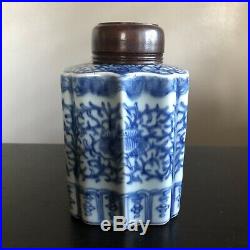 Antique 19th C Chinese Blue & White Porcelain Lobed Tea Caddy & Wooden Lid NR
