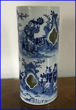 Antique 19th c. Chinese Porcelain Hat Wig Stand Vase Blue & White Landscape