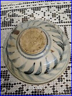Antique China Ming dynasty Blue and White Porcelain Bowl