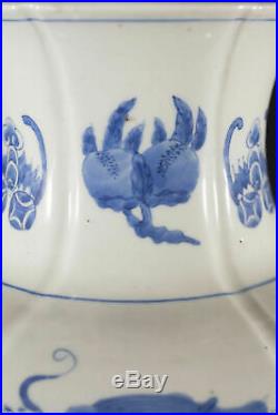 Antique Chinese Blue & White Porcelain Emperor Five Claws Dragons Vase &