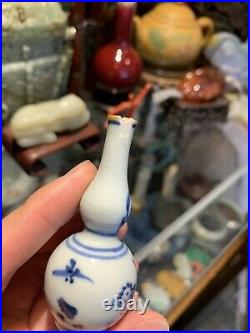 Antique miniature Chinese porcelain blue and white vases Transitional Period