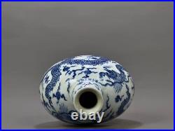 Beautiful Chinese Handmade Painting Blue White Porcelain Dragon Flat Vase