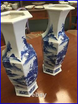 Beautiful Pair Of Antique 19C Chinese Blue And White Porcelain Vases