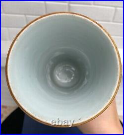 Blue and white porcelain vase