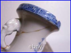 Chinese ANTIQUE blue and white porcelain Yongzheng vase choina aac treasure