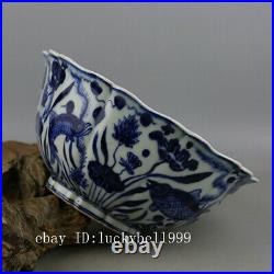 Chinese Ming Xuande marked old antique Porcelain blue white fish algae bowl