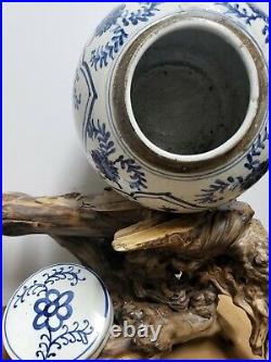 Chinese Old Blue and White Porcelain Ginger Jar With Lid(Kylin)