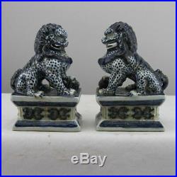 Chinese Old Pair Marked Blue And White Porcelain Foo Dogs Statues