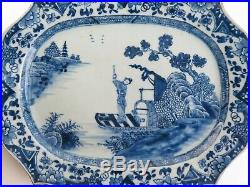 Chinese Qing dynasty Qianlong period blue and white porcelain platter c1750