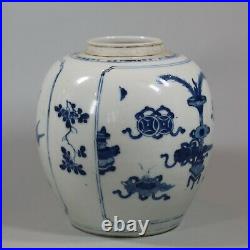 Chinese blue and white ginger jar with pierced wooden cover, Kangxi (1662-1722)