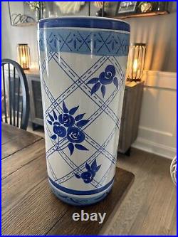 Chinese blue & white porcelain vase / hat stand, landscape decor Umbrella