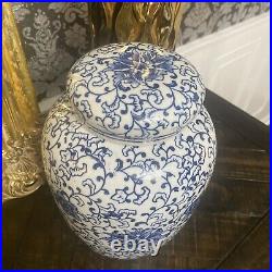 Gorgeous 10 Chinese Blue & White Large GINGER JAR Porcelain By Three Hands Corp