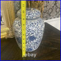 Gorgeous 10 Chinese Blue & White Large GINGER JAR Porcelain By Three Hands Corp