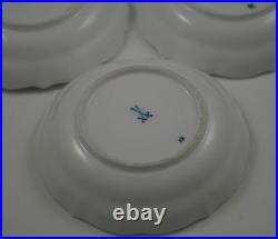 MEISSEN PORCELAIN crossed swords BLUE ONION 3 CHOCOLATE CUPS AND SAUCERS