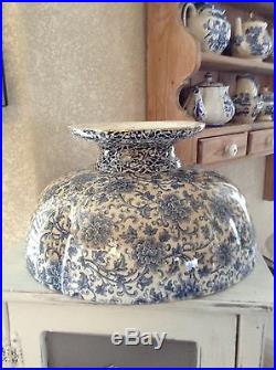 Maddocks works Royal porcelain Lamberton pedestal punch bowl blue & white floral