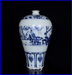 Old Chinese Blue And White Porcelain Figure Vase St86