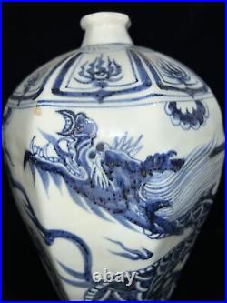 Old Chinese Blue & white porcelain Painted dragon vase 483