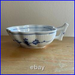Royal Copenhagen Blue Fluted Leaf Dish w handle 349 (101-150) 1stQ, EUC Denmark