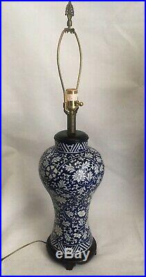 VTG Pair Ethan Allen Asian Porcelain Table Lamp Blue White Floral Ginger Jar EUC