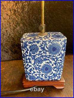 Vintage Blue on White Porcelain Chinese Lamp on Plinth Base
